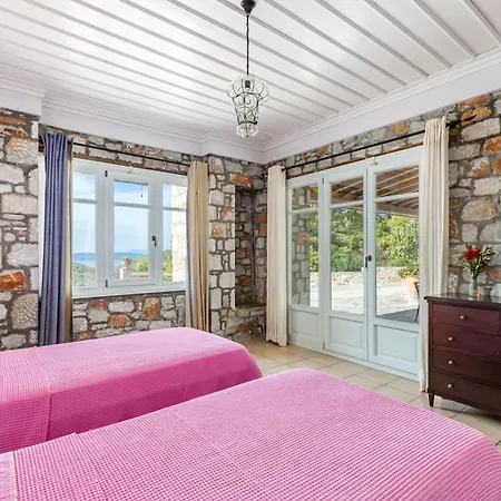 Salkim * 斯科派洛斯