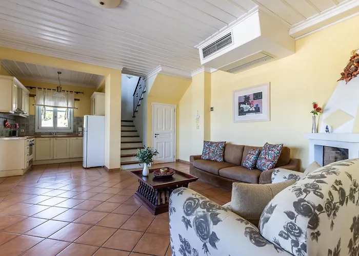 Salkim Villa Szkópelosz